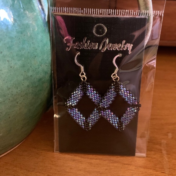 Handmade Seed Bead Earrings - Picture 1 of 1